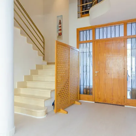 Somni Villa *