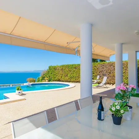 Somni Villa *